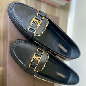 Louis Vuitton Black Leather Zipper Detail Loafers